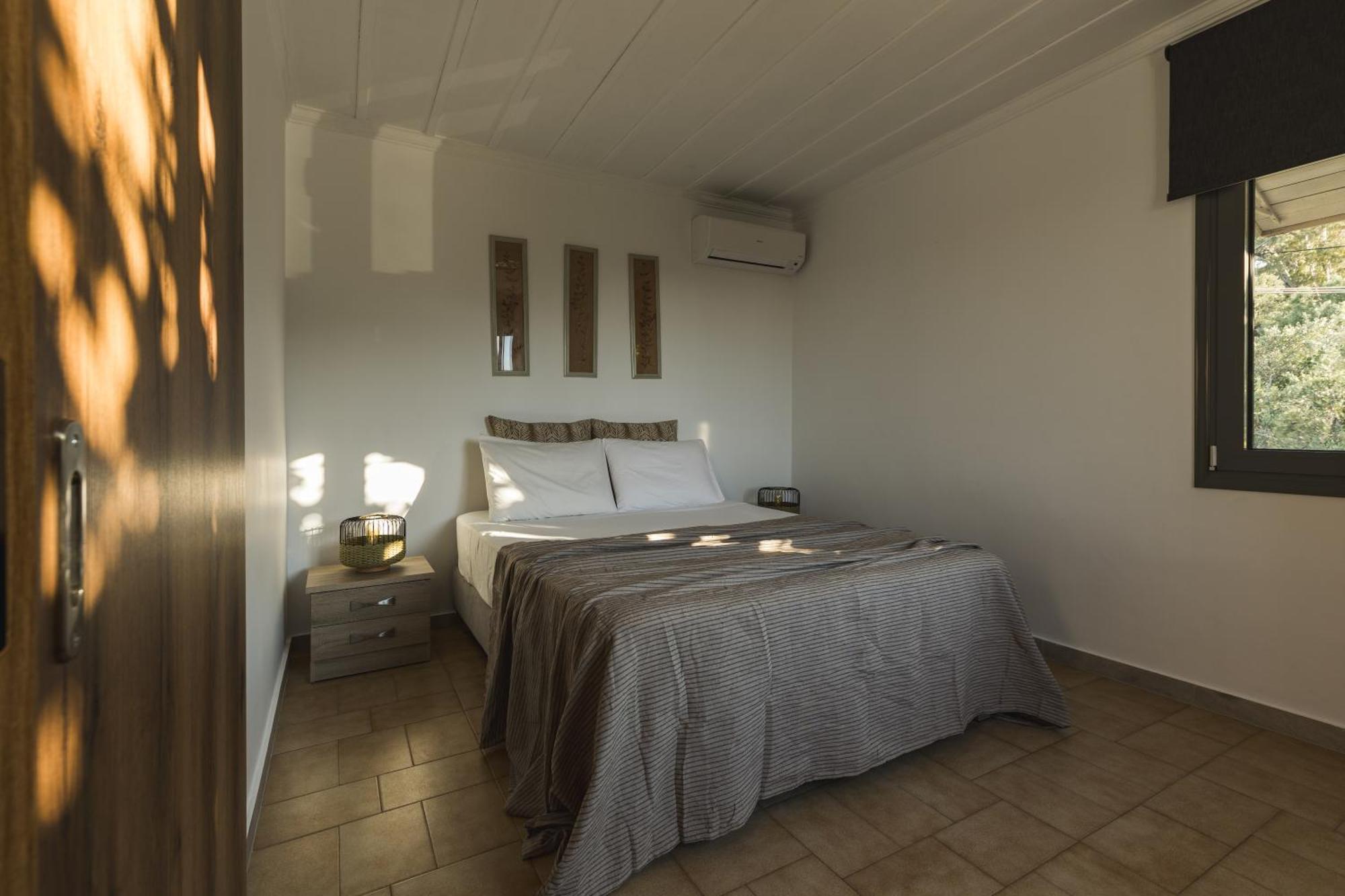 Binios Villa - Private Pool, Walking Distance From The Beach Василікос Екстер'єр фото